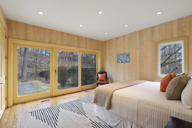 26 Hemlock Hills, Chappaqua, NY 10514