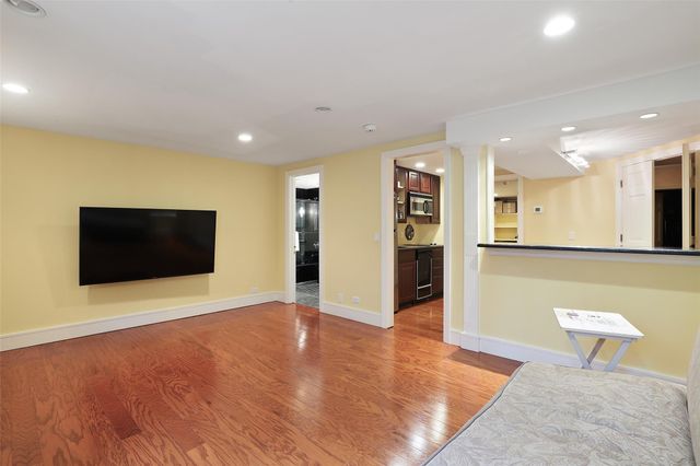 26 Hemlock Hills, Chappaqua, NY 10514