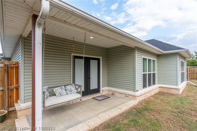 8909 Stoney Hedge Drive, Fort Smith, AR 72908