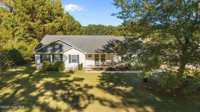 5694 County Line Road, New Bern, NC 28562