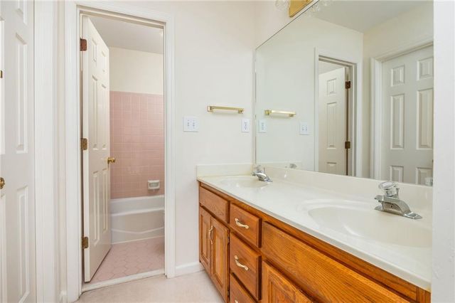 830 Cramac Drive, Lawrenceville, GA 30046