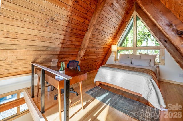 360 Banjo Branch Road, Burnsville, NC 28714