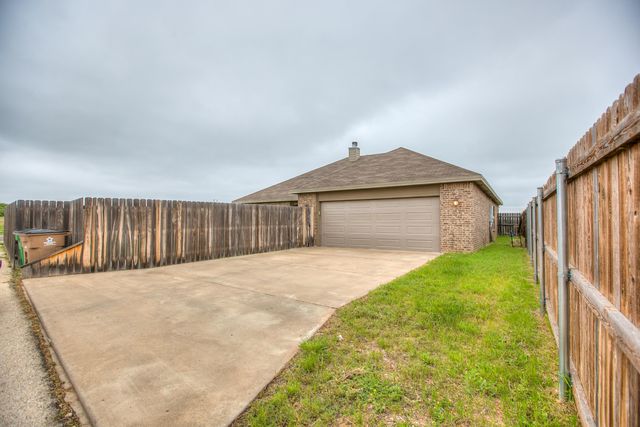 2517 School House Drive, San Angelo, TX 76904