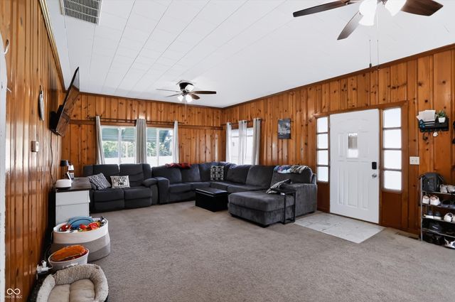 5 E Jefferson Street, Maxwell, IN 46154
