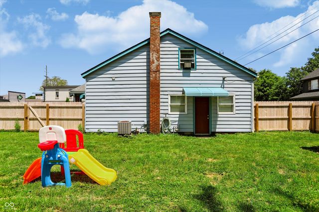 5 E Jefferson Street, Maxwell, IN 46154