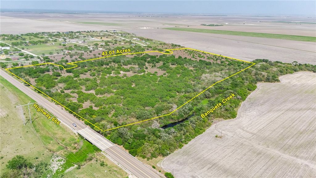 00 FM 666 Dr, Robstown, TX 78380