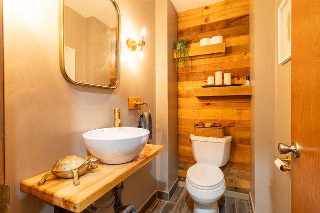 12455 W Center STREET, Brookfield, WI 53005