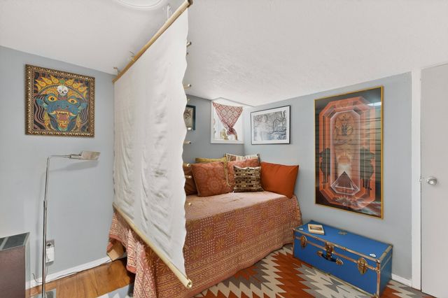 136 E Santa Fe Avenue, Santa Fe, NM 87505