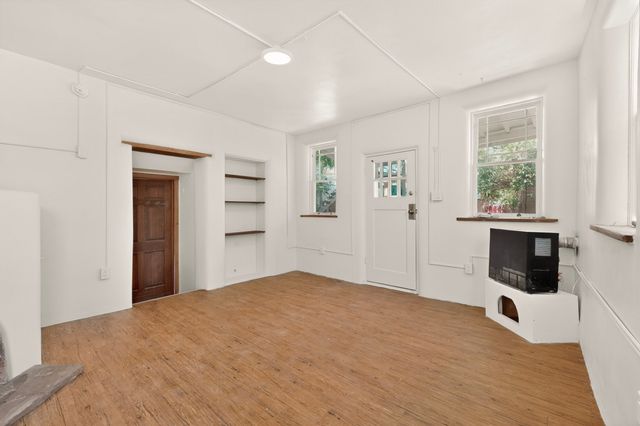 136 E Santa Fe Avenue, Santa Fe, NM 87505