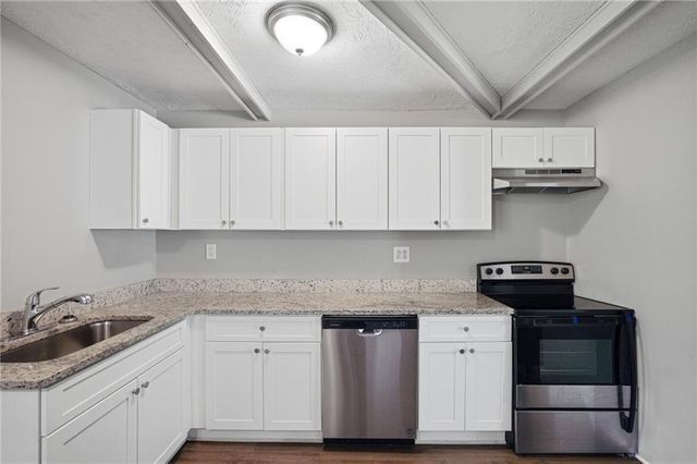 18 Westgate Park Drive, Newnan, GA 30263