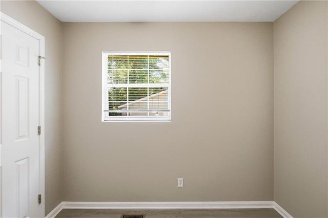 18 Westgate Park Drive, Newnan, GA 30263