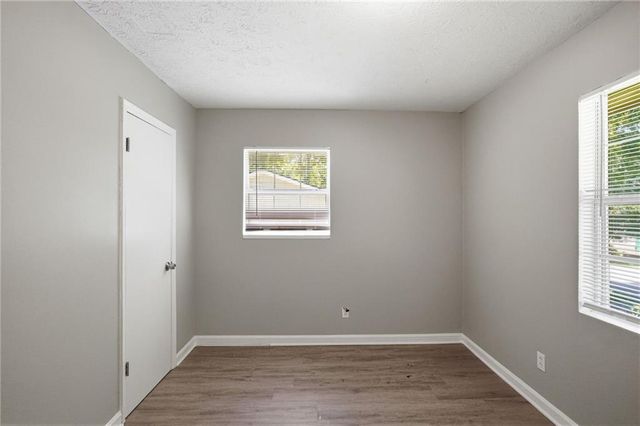 18 Westgate Park Drive, Newnan, GA 30263