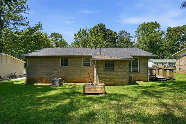 18 Westgate Park Drive, Newnan, GA 30263