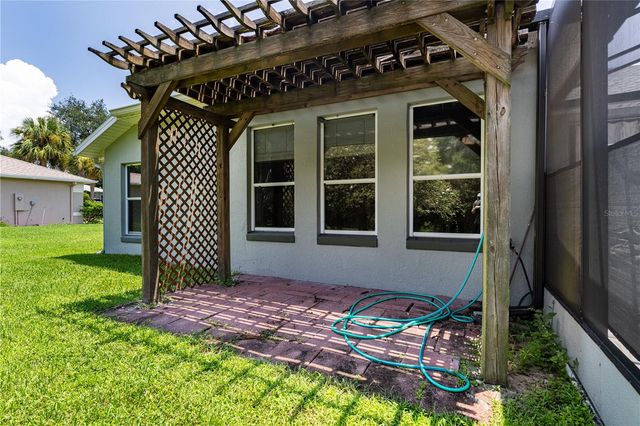 5121 AURORA DRIVE, Leesburg, FL 34748