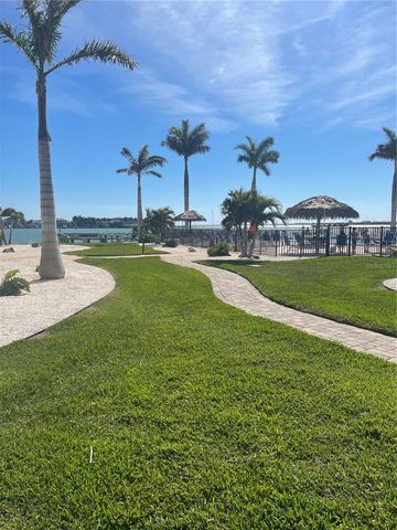 4900 BRITTANY DRIVE S 1413, St Petersburg, FL 33715