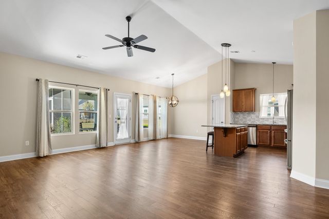 5600 Plantersville Pl., Myrtle Beach, SC 29579