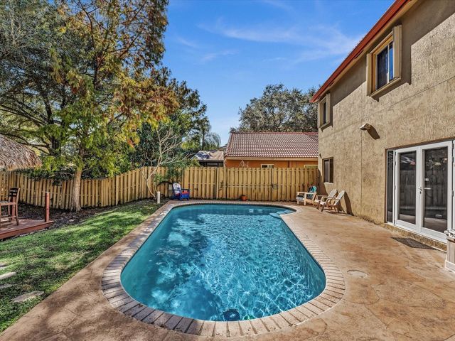 1449 Banyan Circle, Pompano Beach, FL 33069