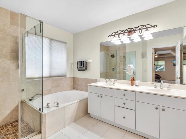 1449 Banyan Circle, Pompano Beach, FL 33069