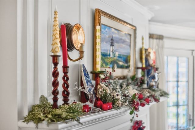 8 Dewey Ave, Sandwich, MA 02563