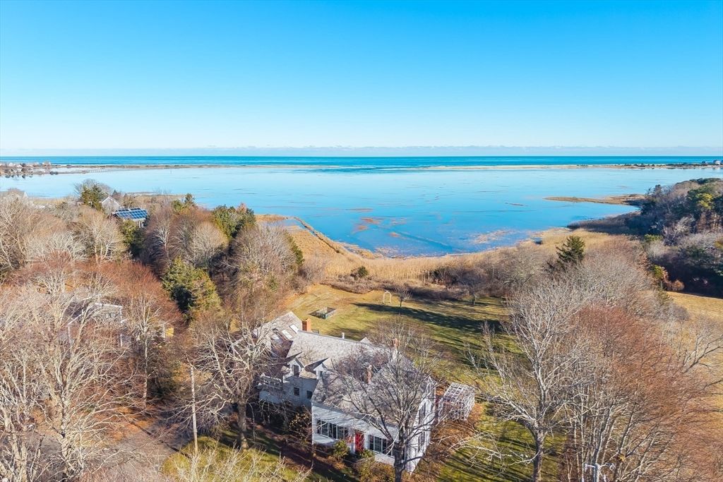 8 Dewey Ave, Sandwich, MA 02563