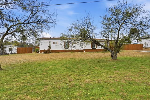 4104 Goliad Drive, Granbury, TX 76048