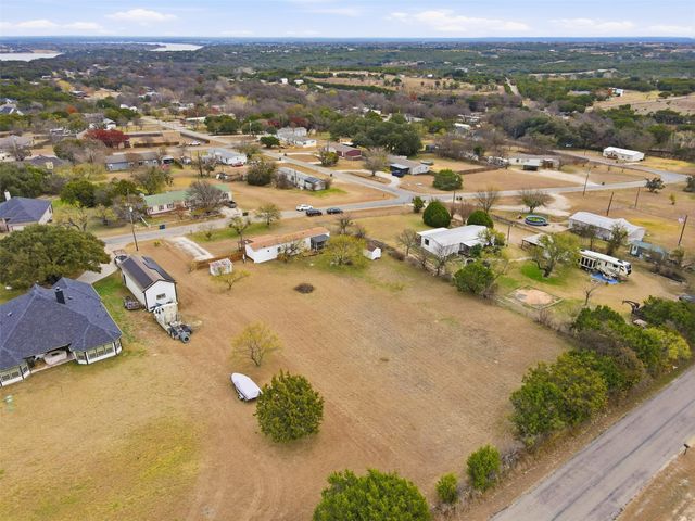 4104 Goliad Drive, Granbury, TX 76048