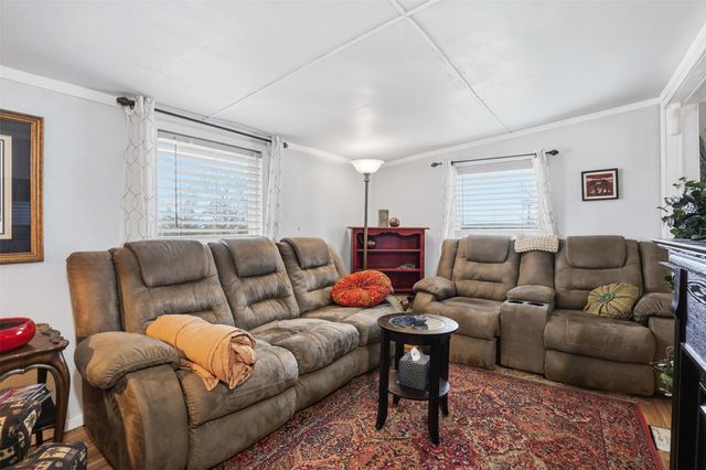 4104 Goliad Drive, Granbury, TX 76048