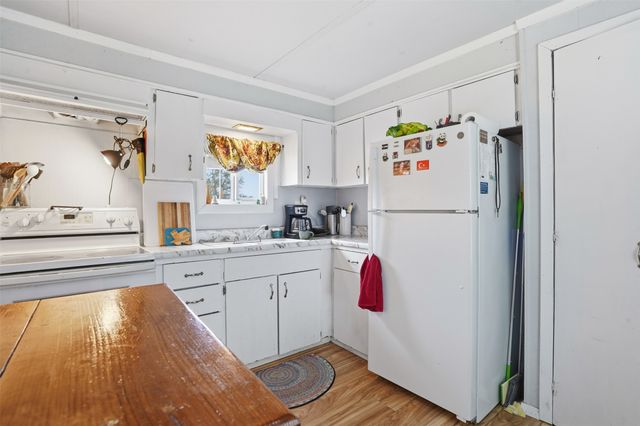 4104 Goliad Drive, Granbury, TX 76048