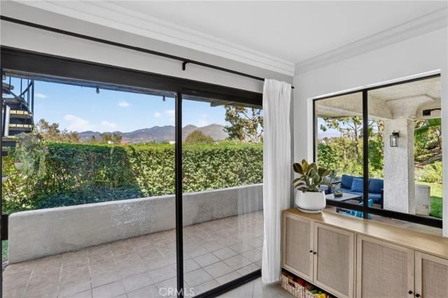 27871 Esporlas 27, Mission Viejo, CA 92692