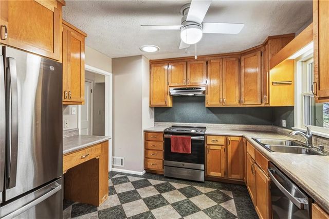 3194 Isoline SE Way, Smyrna, GA 30080