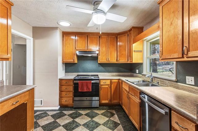 3194 Isoline SE Way, Smyrna, GA 30080