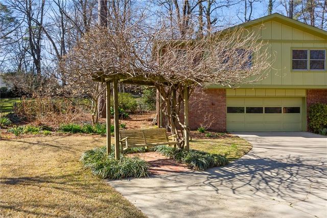 3194 Isoline SE Way, Smyrna, GA 30080