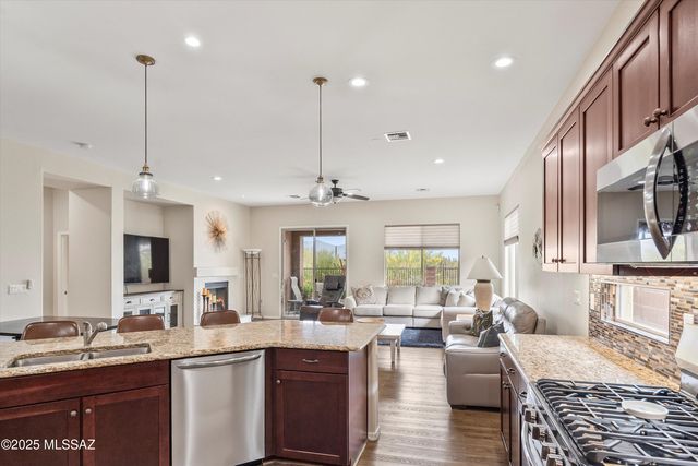 12698 N Gentle Rain Drive, Marana, AZ 85658