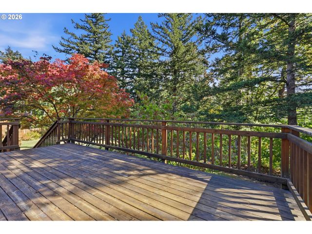 2018 Se BEAVER CREEK Ln, Troutdale, OR 97060