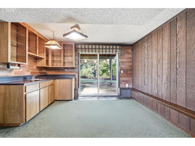 2018 Se BEAVER CREEK Ln, Troutdale, OR 97060