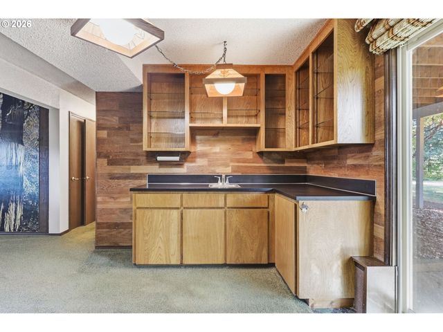 2018 Se BEAVER CREEK Ln, Troutdale, OR 97060