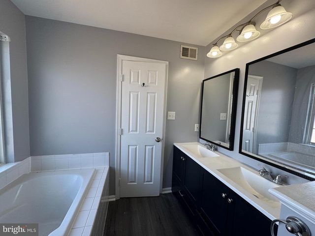 21737 TOTTENHAM HALE CT, Sterling, VA 20166