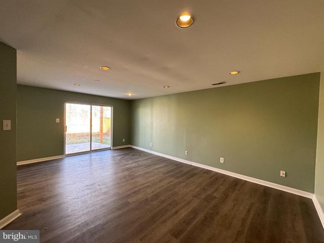 21737 TOTTENHAM HALE CT, Sterling, VA 20166