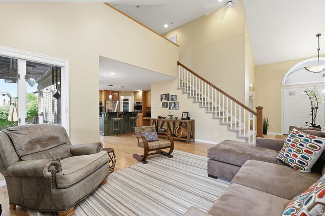 2515 W JORDAN CT, Taylorsville, UT 84129