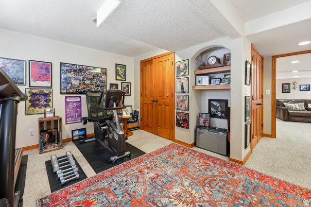 2515 W JORDAN CT, Taylorsville, UT 84129