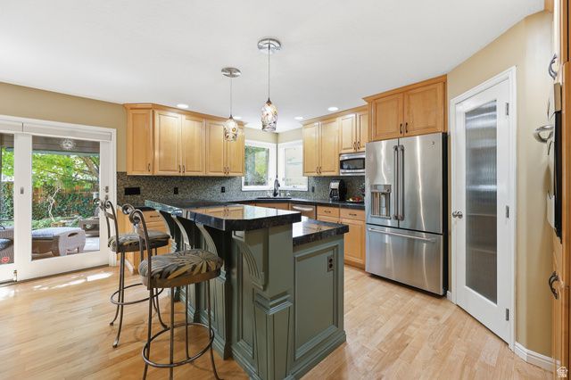 2515 W JORDAN CT, Taylorsville, UT 84129