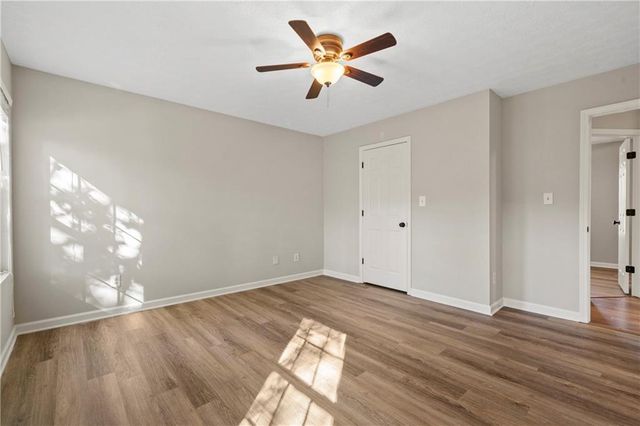 1245 Hillcrest Glenn Circle, Sugar Hill, GA 30518