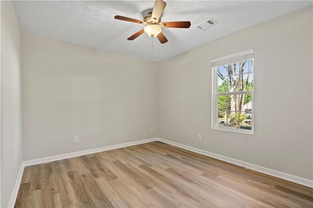 1245 Hillcrest Glenn Circle, Sugar Hill, GA 30518