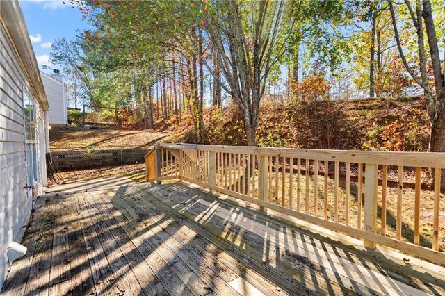 1245 Hillcrest Glenn Circle, Sugar Hill, GA 30518