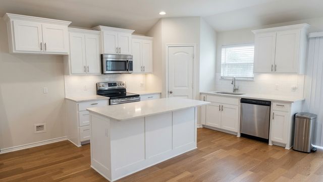 1305 Silverton Drive, Sherman, TX 75092
