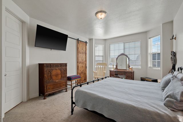 1502 E LOWE PEAK DR, Eagle Mountain, UT 84005