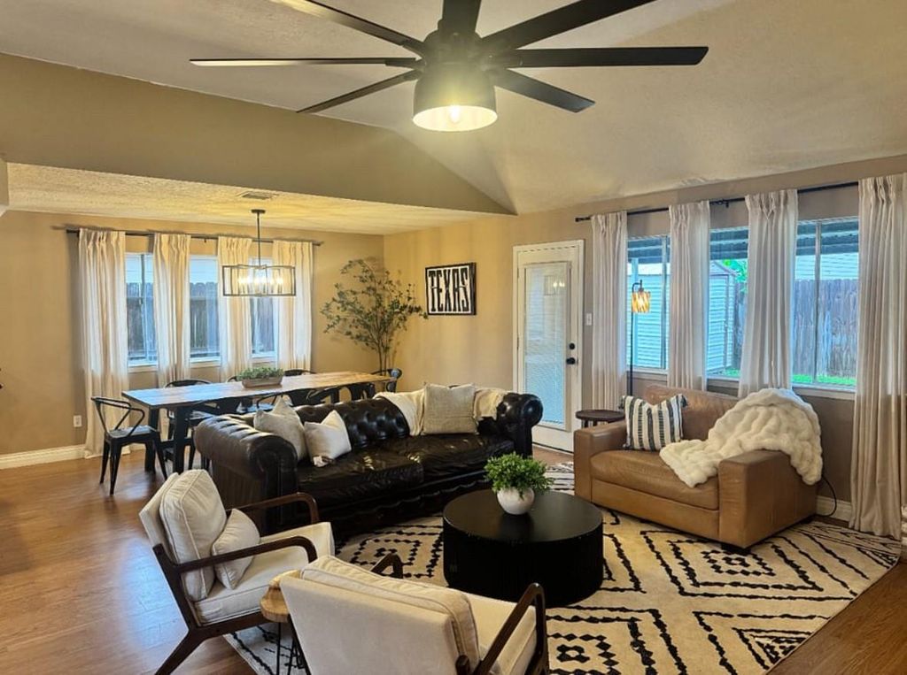 2406 Strait Lane, Houston, TX 77084