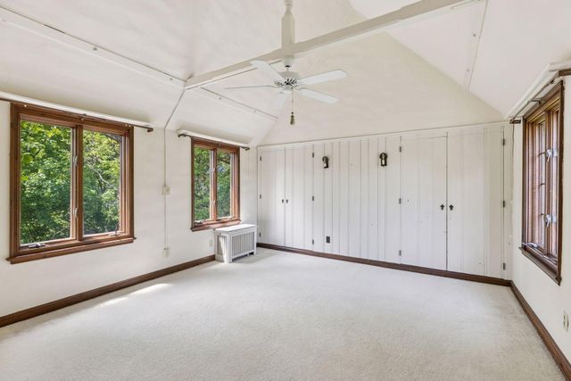 7 Montcalm Court, Saint Paul, MN 55116