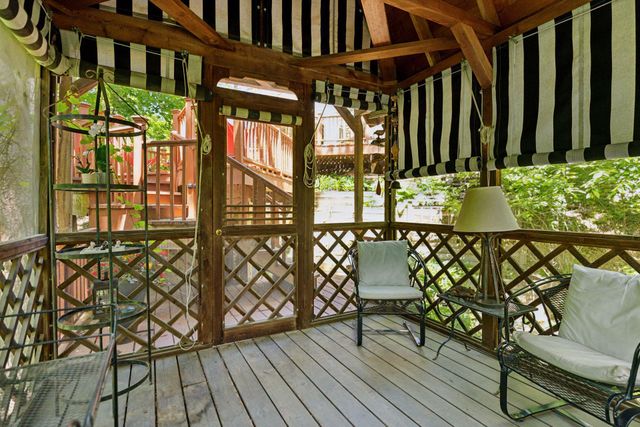7 Montcalm Court, Saint Paul, MN 55116