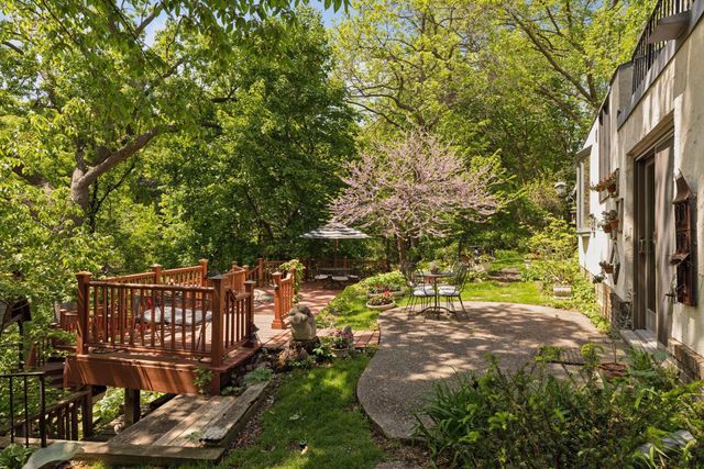 7 Montcalm Court, Saint Paul, MN 55116